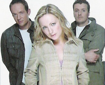 Portrait or other artwork representing [{060527b3-7d09-44fe-a92f-b239c6da809b Artist aurora.jpeg} {61ce6e52-e521-498b-9fb3-ebfa483711be Release gothik-music-from-the-dark-side.jpeg}]