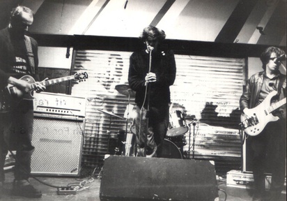 Portrait or other artwork representing [{3ce78061-20e5-4a7f-ae59-c49e38fd81c3 Release gothic-rock.jpeg} {7013482e-0e0a-43af-bde4-883cf7874046 Artist uk-decay.jpeg}]