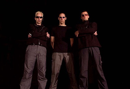 Portrait or other artwork representing [{0a1ff404-90e0-4620-a924-ddcac1ee69fe Release opposite.jpeg} {9891256c-e465-46d5-b473-3b811a31ec10 Artist accessory.jpeg} {cea54679-8f54-443f-b5b4-7f6f3544fcba Release jukka2147-de.jpeg}]