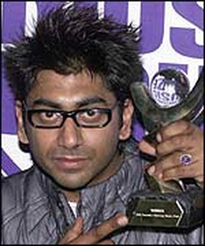 Portrait or other artwork representing [{4cd6ed87-c3ae-4a3c-9711-2ffad4c7a8c9 Release anokha-soundz-of-the-asian-underground.jpeg} {aff0e290-888d-446e-82a7-a7607c31cdbd Artist talvin-singh.jpeg}]